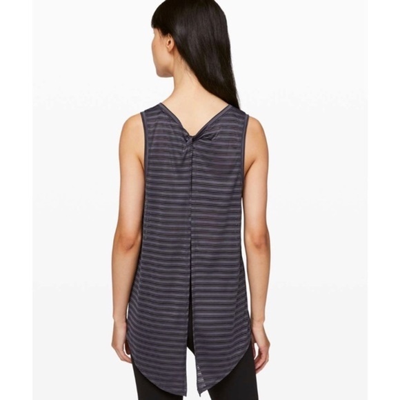 Lululemon Meet Halfway Tank | Gray | S/M | Excellent Condition - Picture 3 of 14